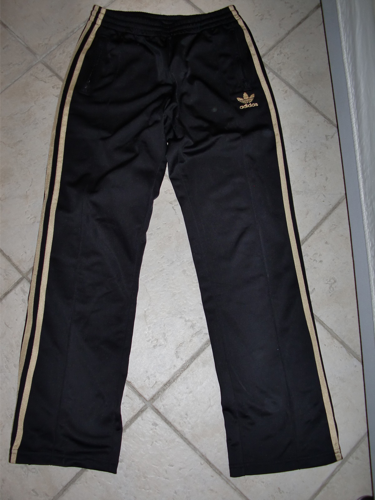 adidas broek gouden