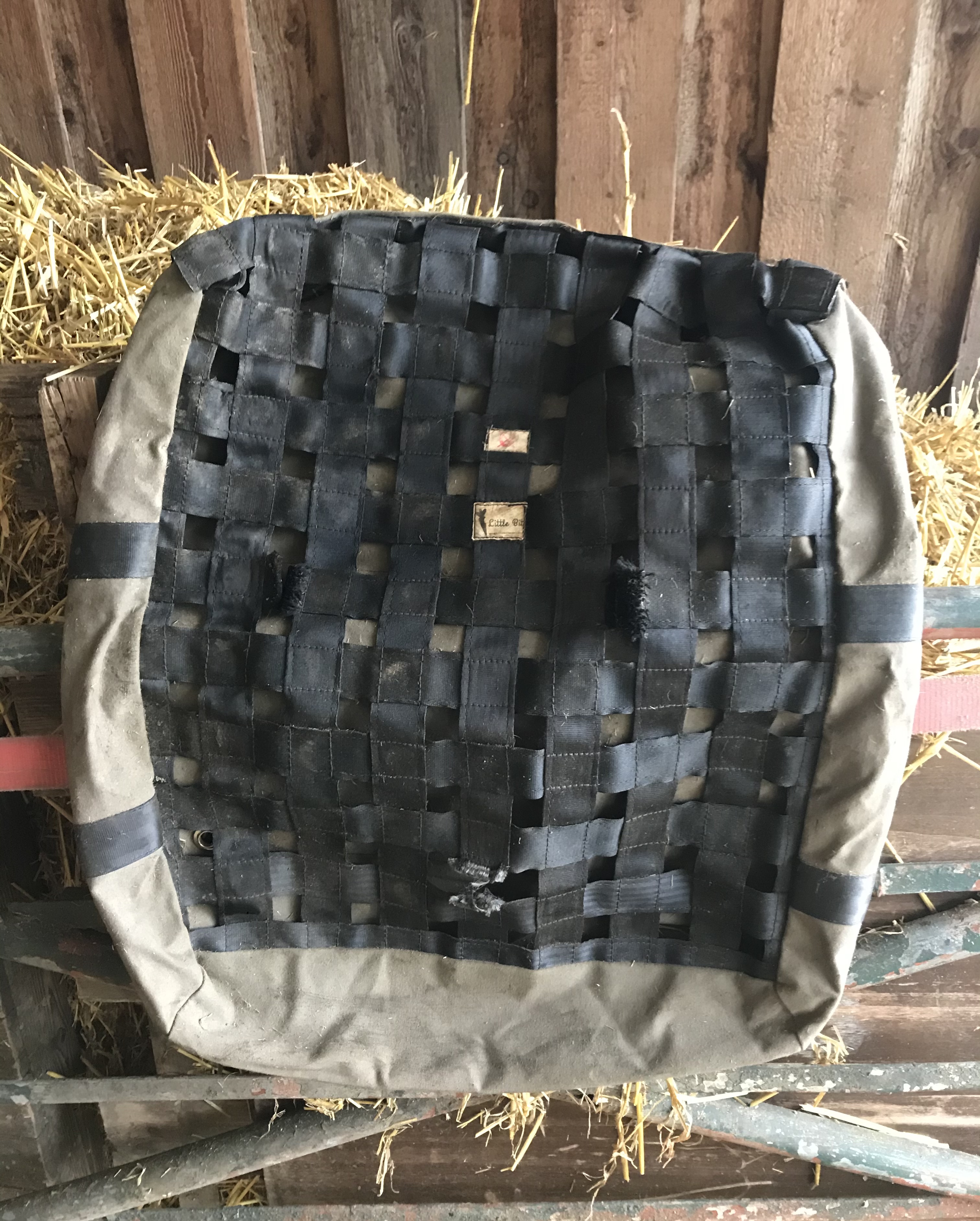 little bit slowfeeder