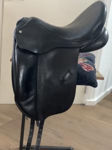 MSFC zadel 17,5 inch wijd image 1