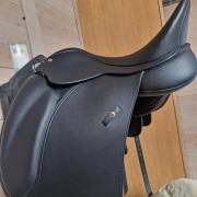 Wintec Hart 500 dressuur nw incl 3 kopijzers, restgarantie 