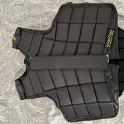 Bodyprotector Sir Lancelot adult s zwart