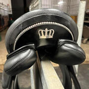 Kingsley zadel 17.5 inch medium/wide boom 