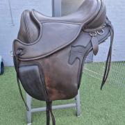 Barefoot Cherokee maat 1 boomloos zadel met pommel M