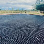 Diverse soorten paddockplaten en modderplaten