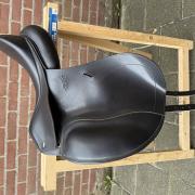 Tekna 17,5 inch dressuur