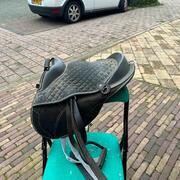 Kinderzadel incl beugels en beugelriemen