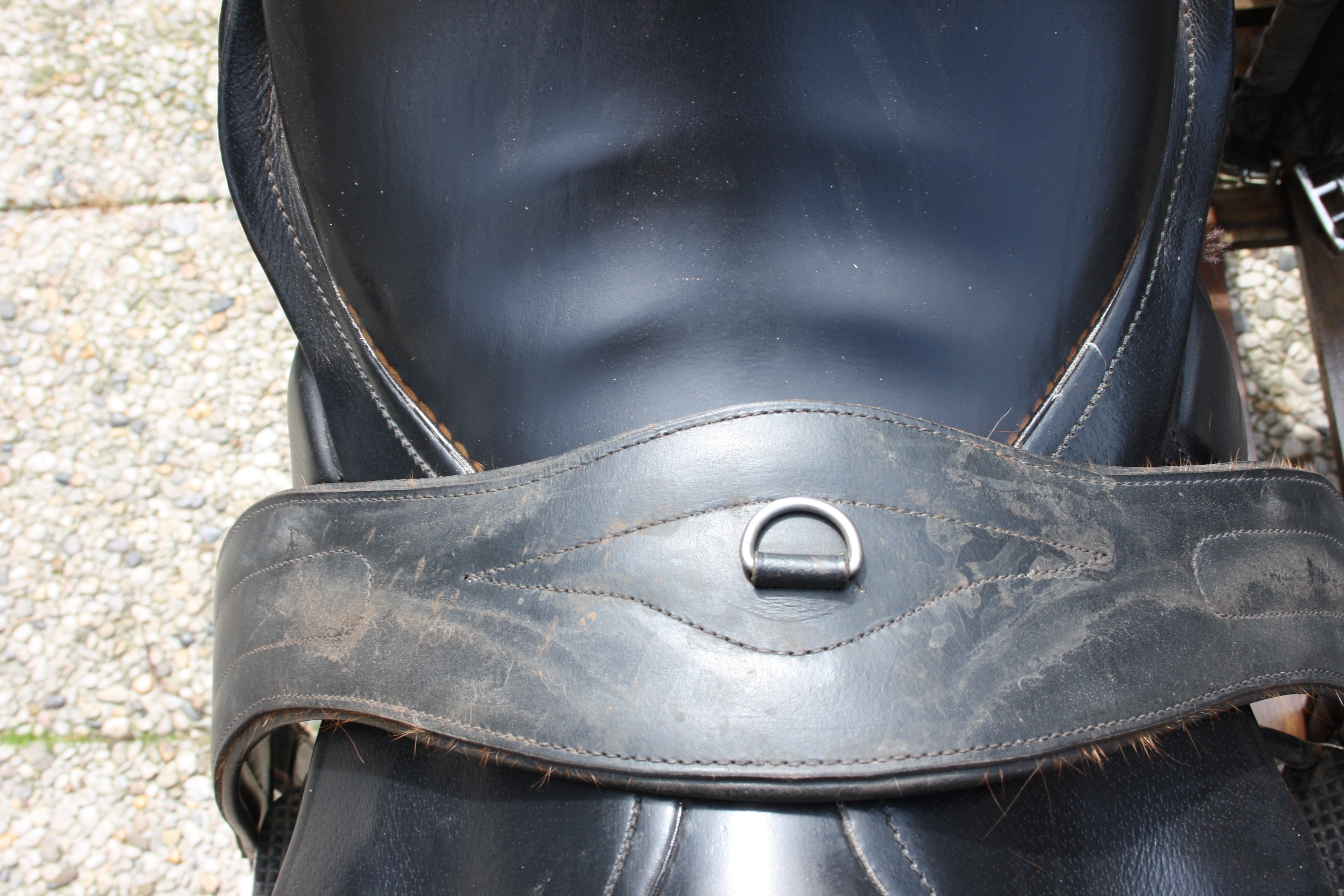 Mooi veelzijdigheids zadel te koop! + Spring singel Bokt.nl