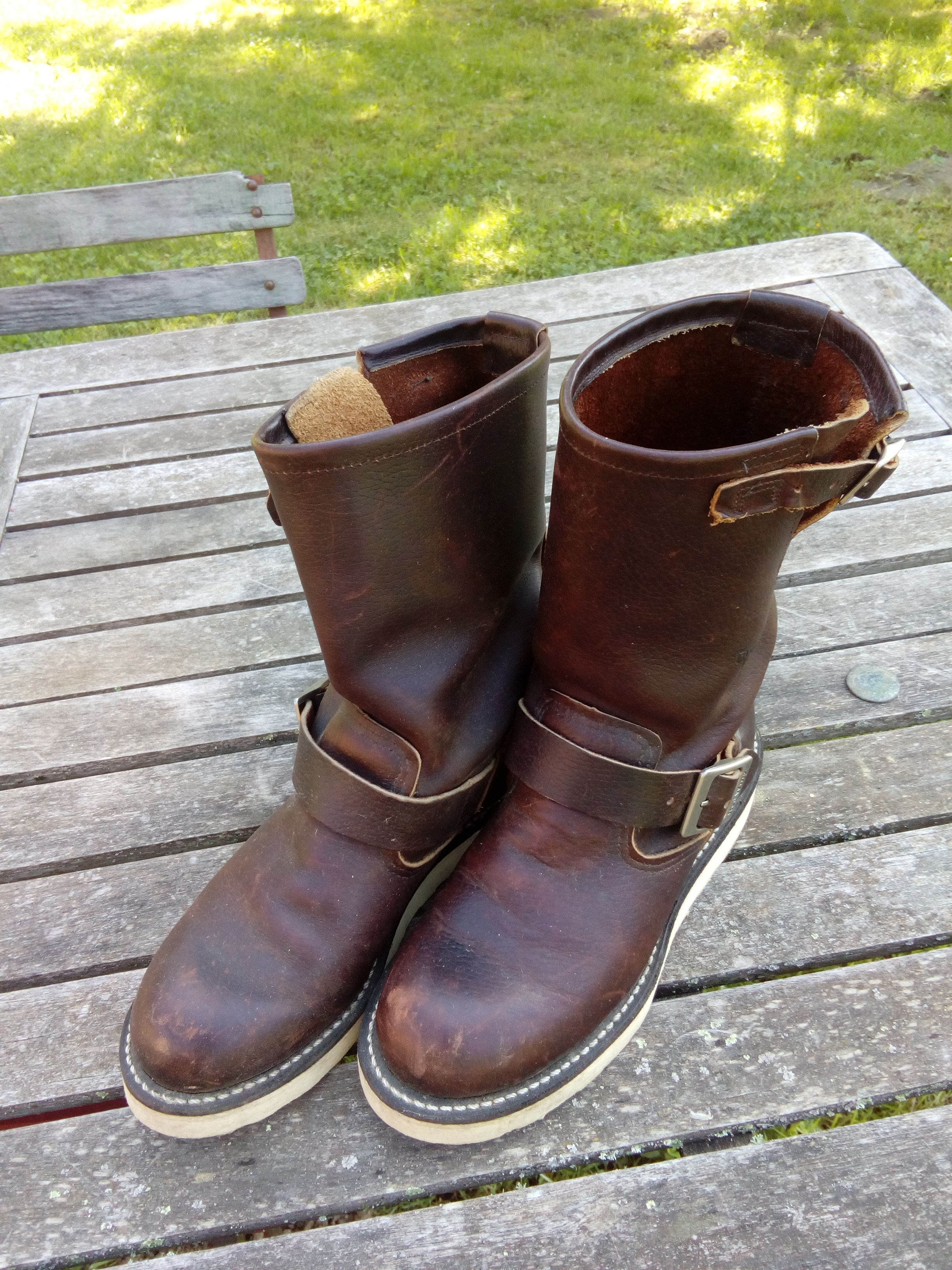 oiling red wing boots