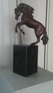 Offer energie binnen Bronzen beeld van paard te koop. | Bokt.nl